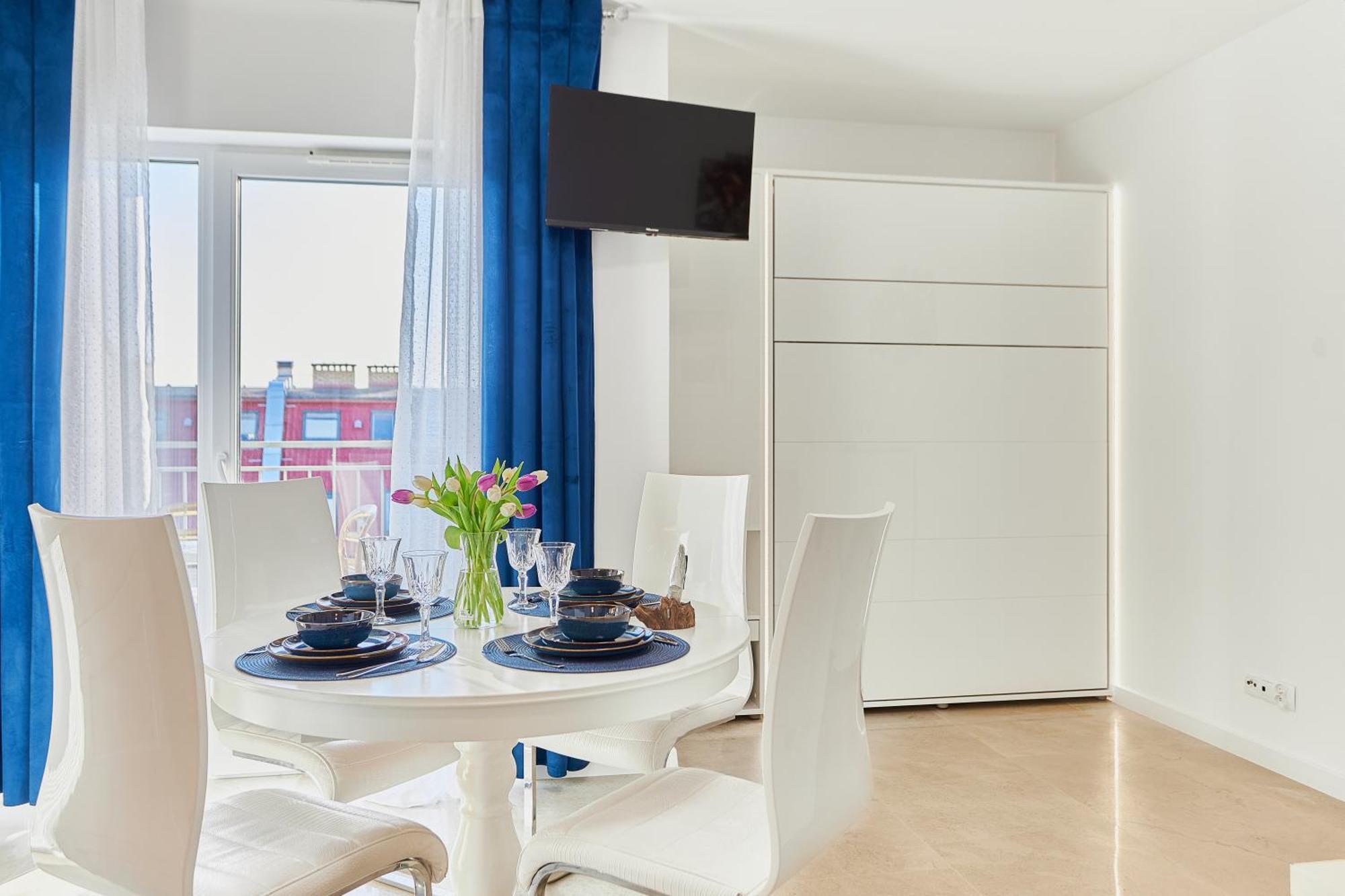 Golden Hour Apartments- Plac Slowianski 43 Свиноуйсьце Экстерьер фото